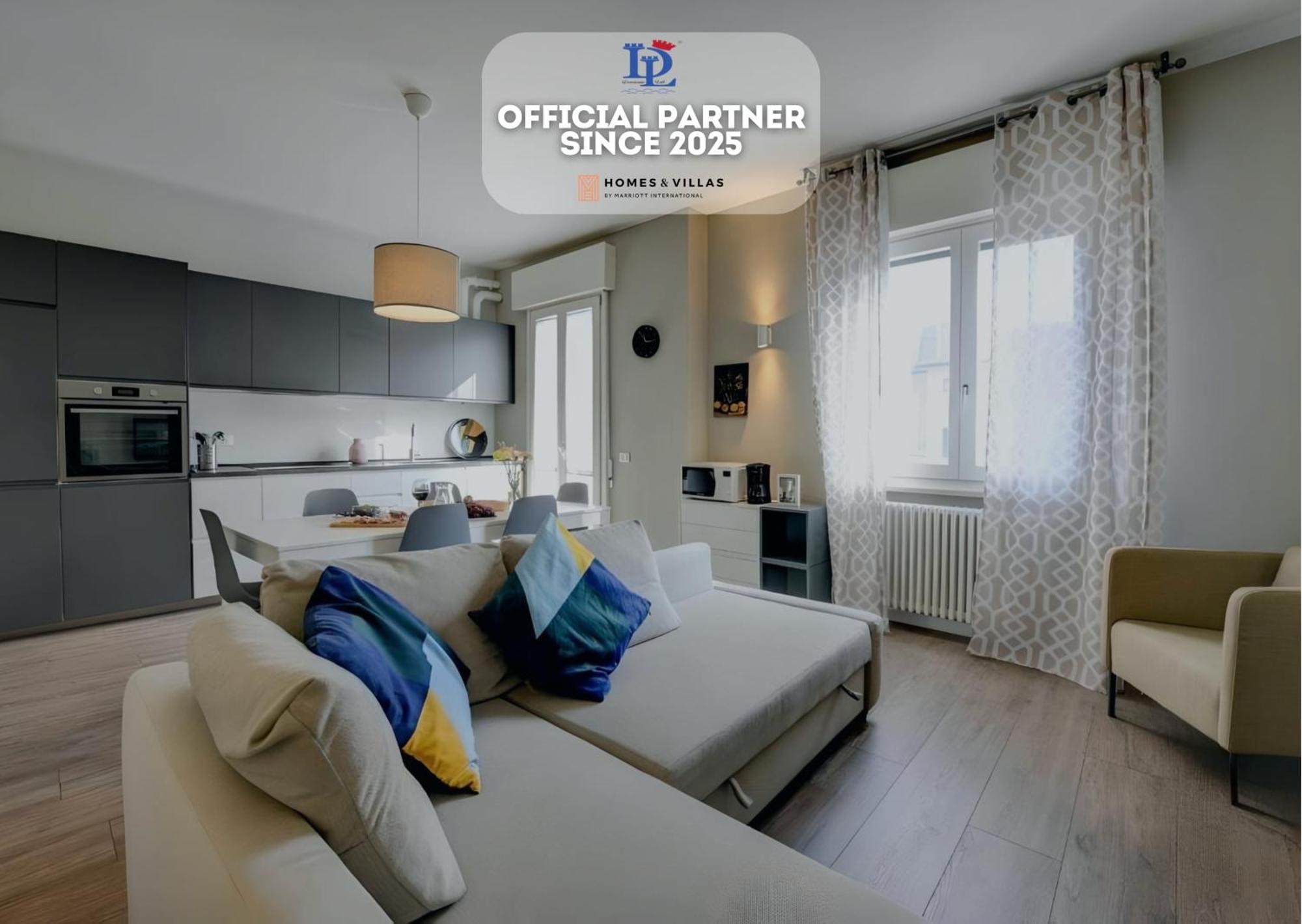 Desenzanoloft Official Partner Marriott Homes & Villas - Bacco Family Apartment Desenzano del Garda Eksteriør billede